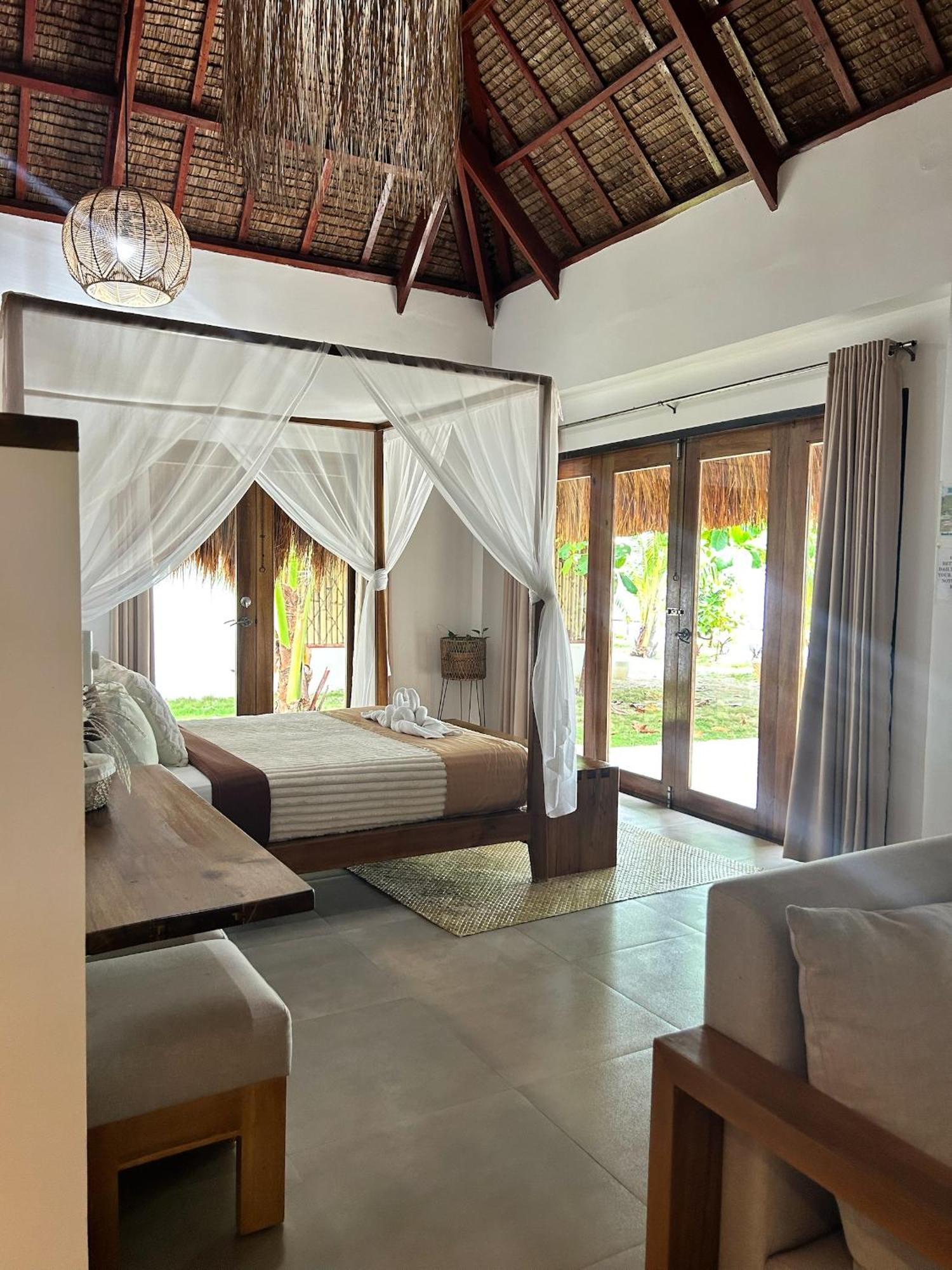 Yapak Beach Villas San Isidro  Exterior photo